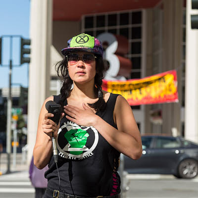 Dropping The Banner On Wells Fargo's Fossil Foolishness:May 18, 2022